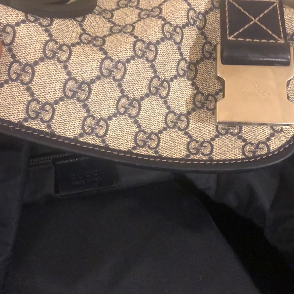 Gucci Backpack(Large) Made in Italy. Barely used. - Picture 5 of 5
